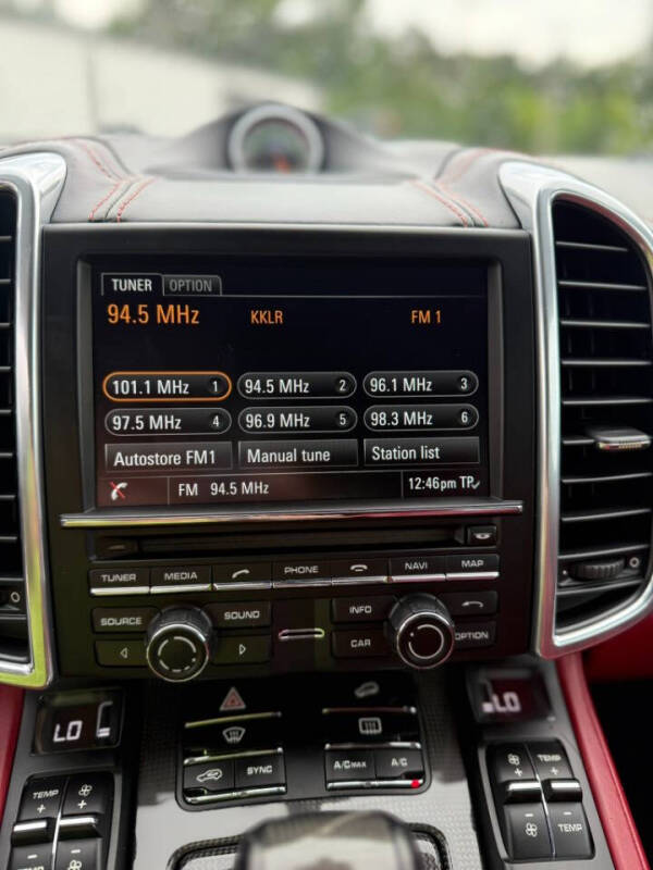 2014 Porsche Cayenne Turbo S