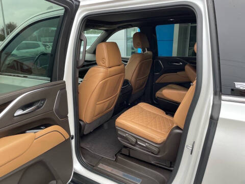 2022 Cadillac Escalade ESV Premium Luxury