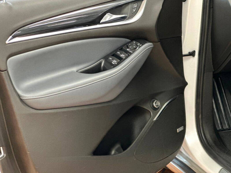 2022 Buick Enclave Essence