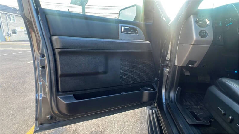 2017 Ford Expedition