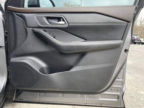 2021 Nissan Rogue Platinum