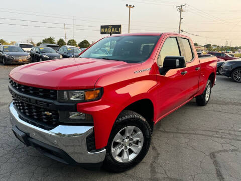 2020 Chevrolet Silverado 1500 for sale at ALNABALI AUTO MALL INC. in Machesney Park IL