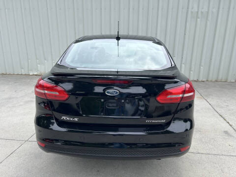 2017 Ford Focus Titanium