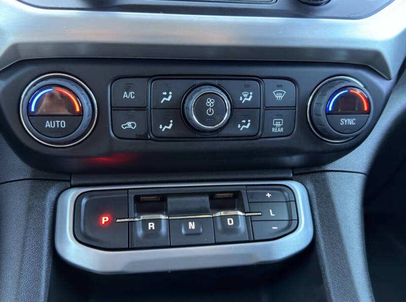 2022 GMC Acadia SLE