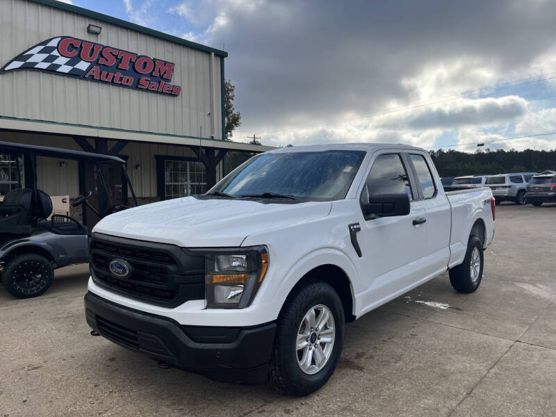 2023 Ford F-150 XL's photo