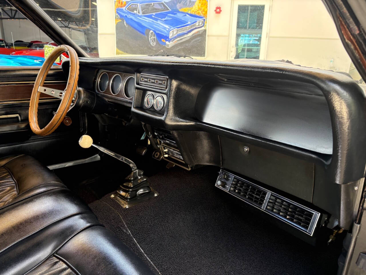 1969 Mercury Cougar 32