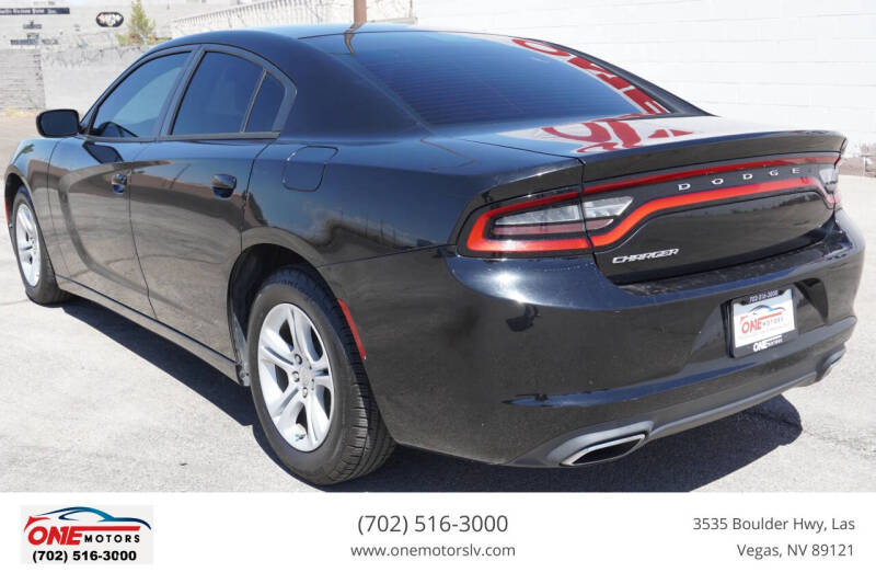 2016 Dodge Charger SE