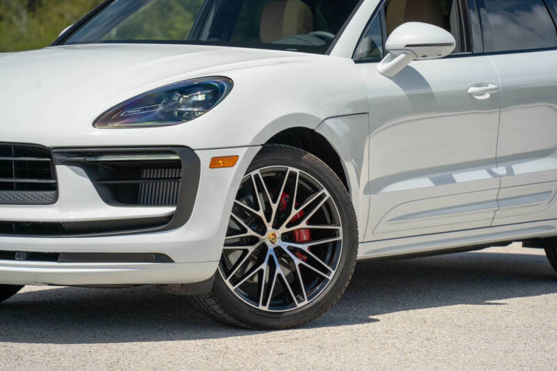 2025 Porsche Macan S
