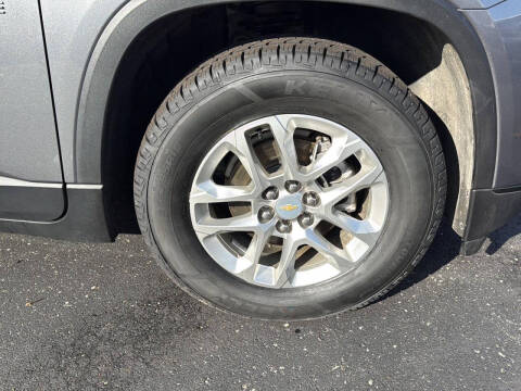 2021 Chevrolet Traverse LT Cloth