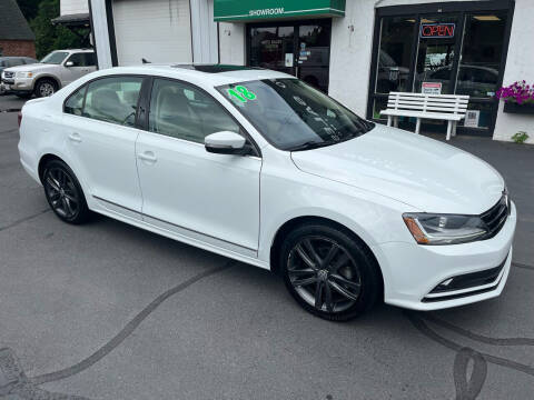 2018 Volkswagen Jetta for sale at Auto Sales Center Inc in Holyoke MA