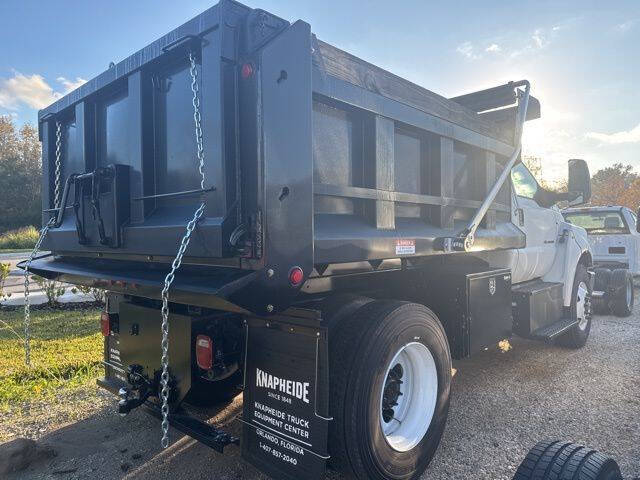 2025 Ford F-750 Super Duty