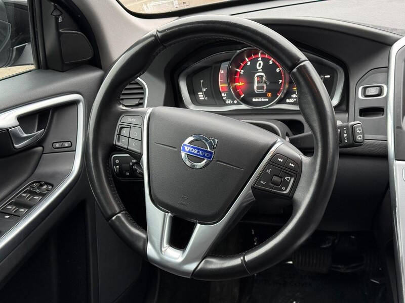 2017 Volvo XC60 T6 Dynamic