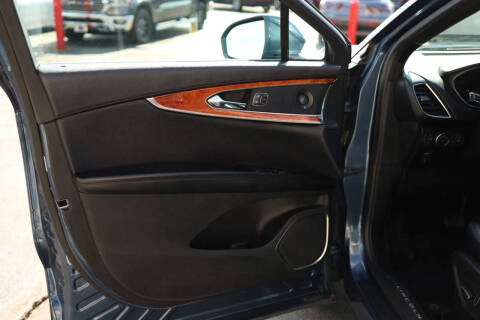 2019 Lincoln Nautilus Reserve