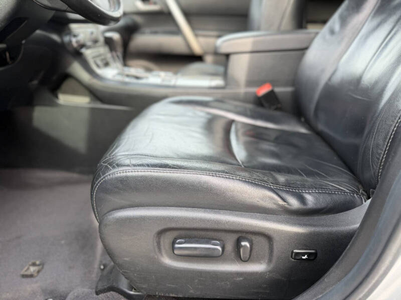 2012 Toyota Highlander