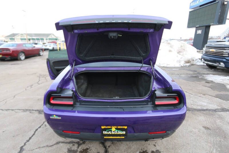 2019 Dodge Challenger SXT