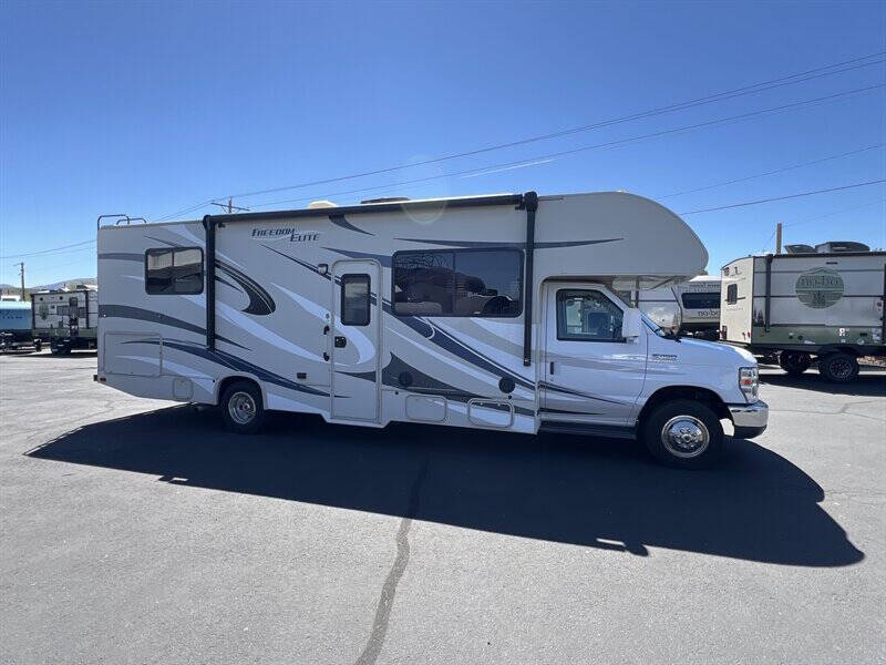 2014 Ford E-Series E-450 SD