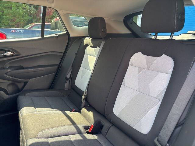 2024 Chevrolet Trax LS