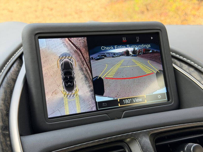 2023 Aston Martin DB11 Volante