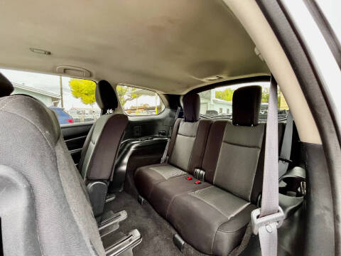 2020 Nissan Pathfinder S