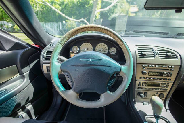2004 Ford Thunderbird Deluxe
