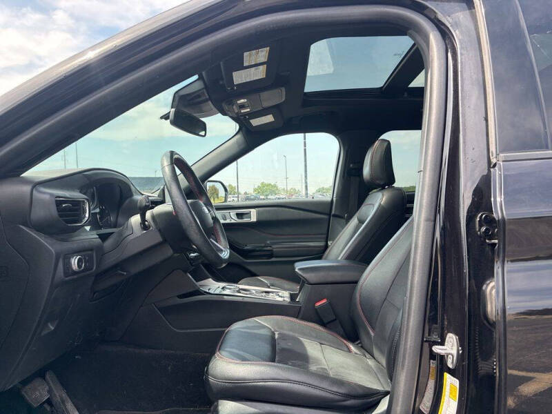 2022 Ford Explorer ST-Line