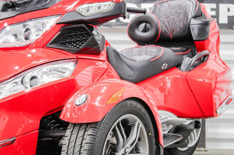 2012 Can-Am Spyder RT-S SM5