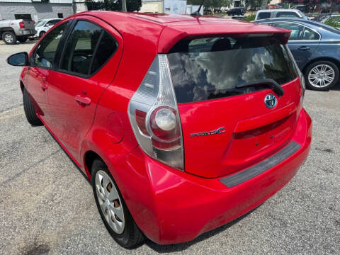 2012 Toyota Prius c Two
