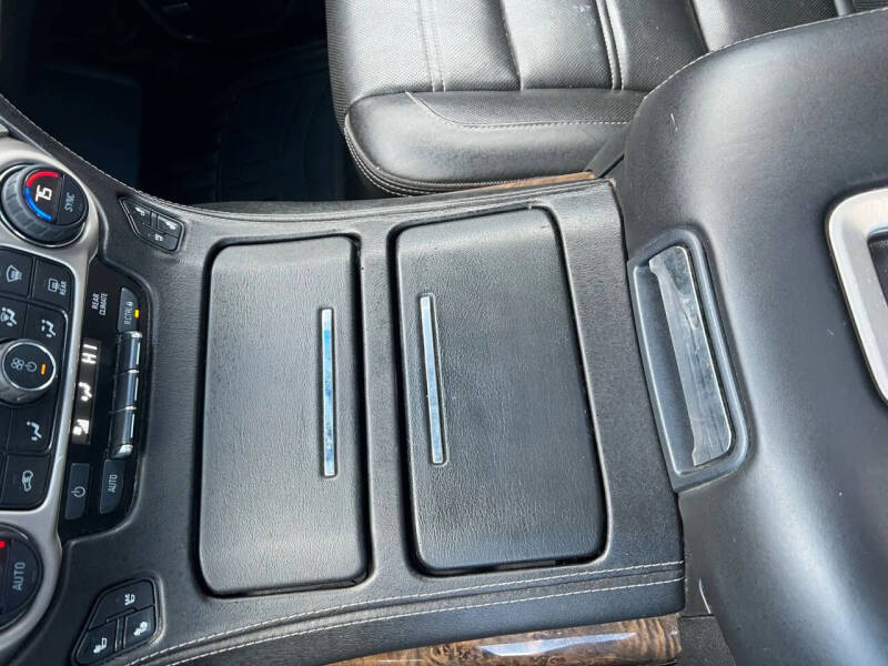 2015 GMC Yukon XL Denali