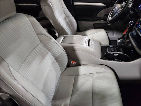 2019 Toyota Highlander LE Plus