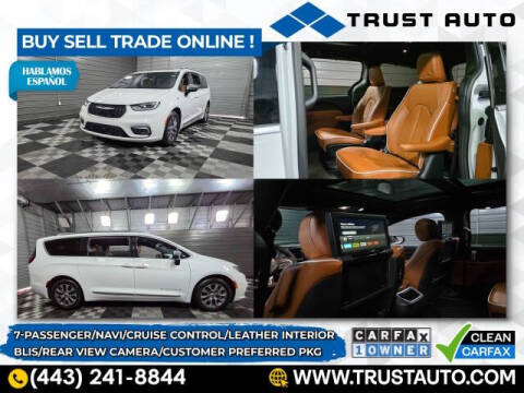 2025 Chrysler Pacifica Plug-In Hybrid Pinnacle