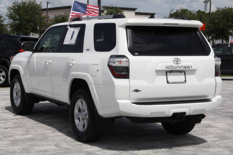 2024 Toyota 4Runner SR5