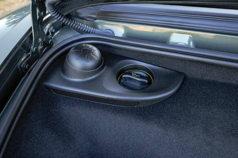 2021 Porsche 718 Boxster