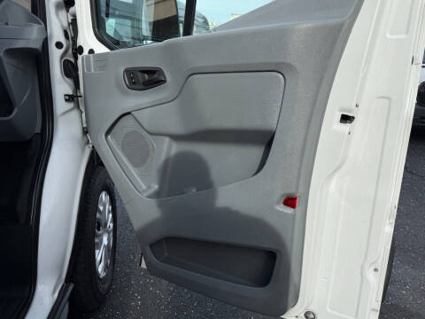 2017 Ford Transit 250