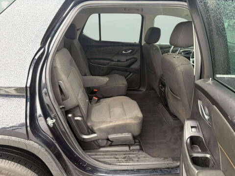 2020 Chevrolet Traverse LT Cloth