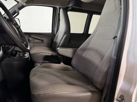 2024 Chevrolet Express LT 3500