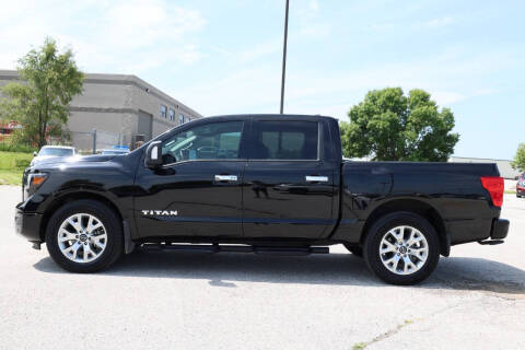 2024 Nissan Titan SV