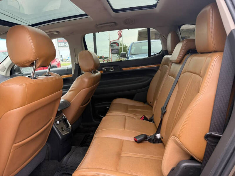 2011 Lincoln MKT EcoBoost