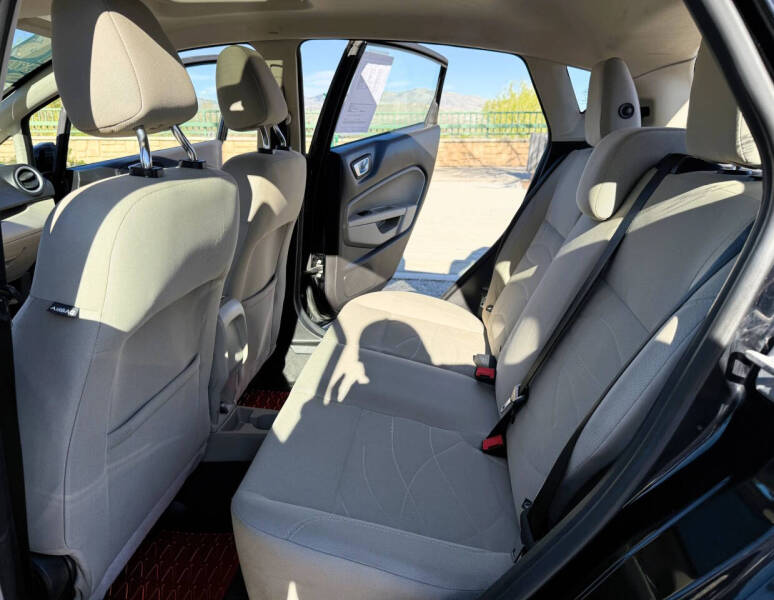 2016 Ford Fiesta SE