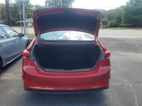 2018 Hyundai Elantra