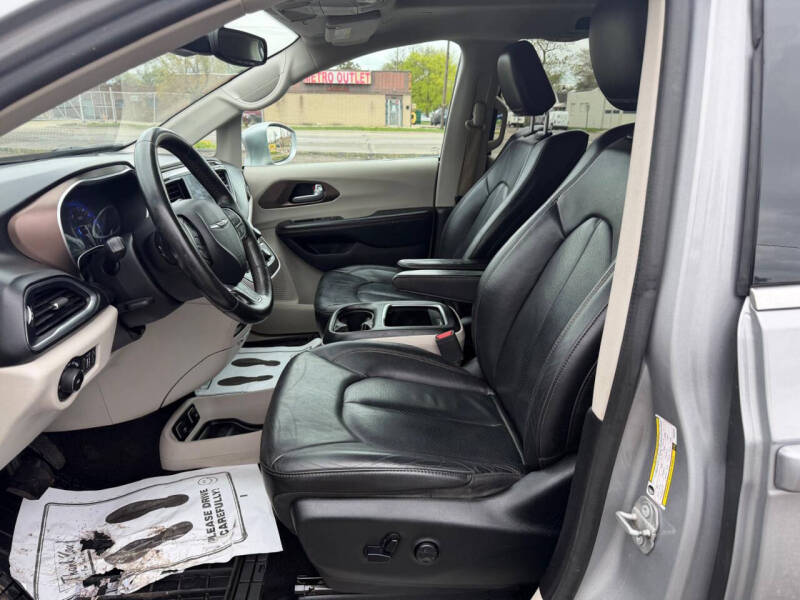 2019 Chrysler Pacifica Touring L Plus