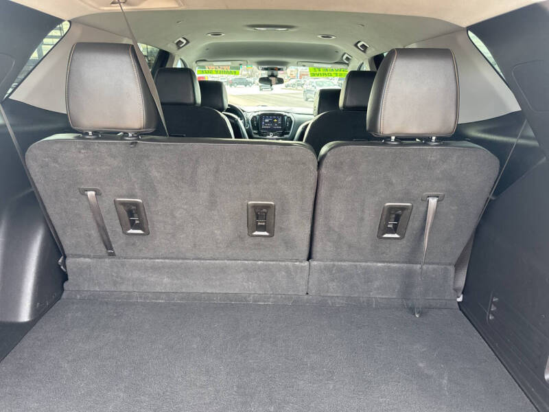 2021 Chevrolet Traverse LT Leather