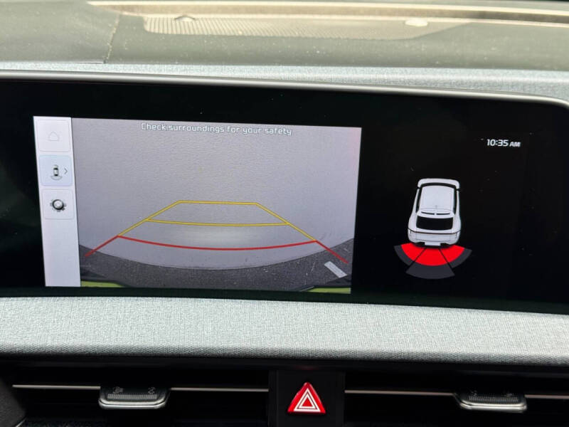2024 Kia EV6 Light
