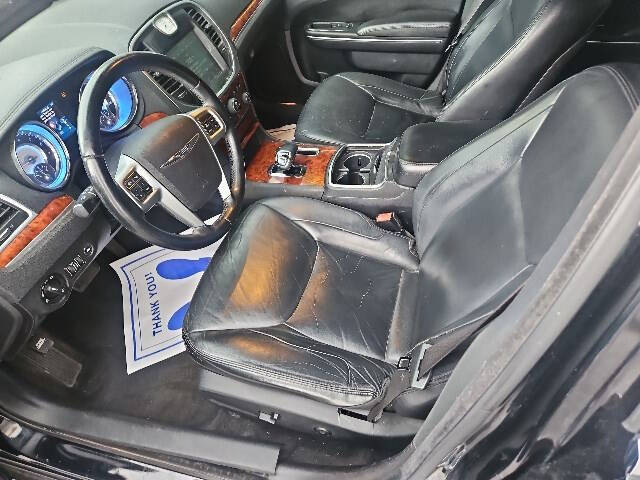 2012 Chrysler 300 Limited