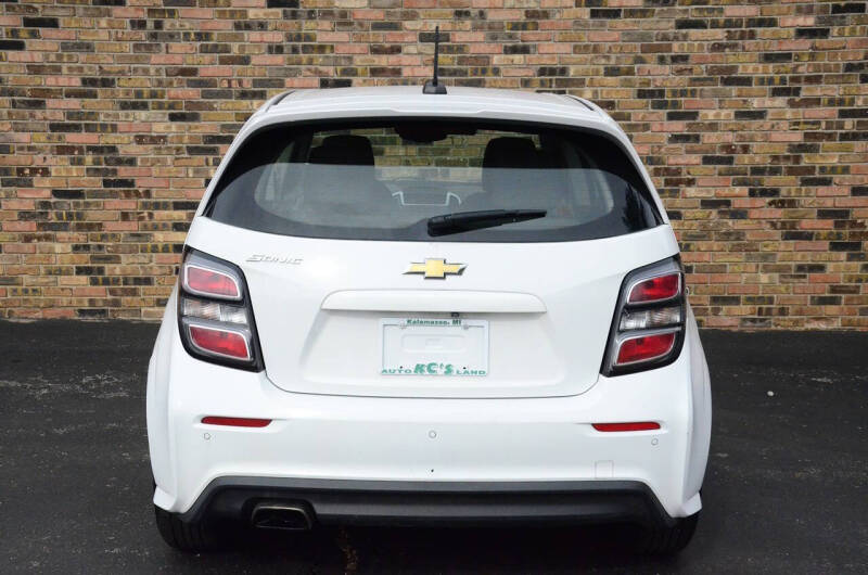 2019 Chevrolet Sonic LT Auto Fleet