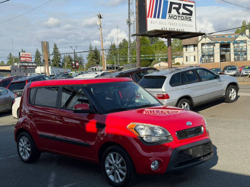 2013 Kia Soul +