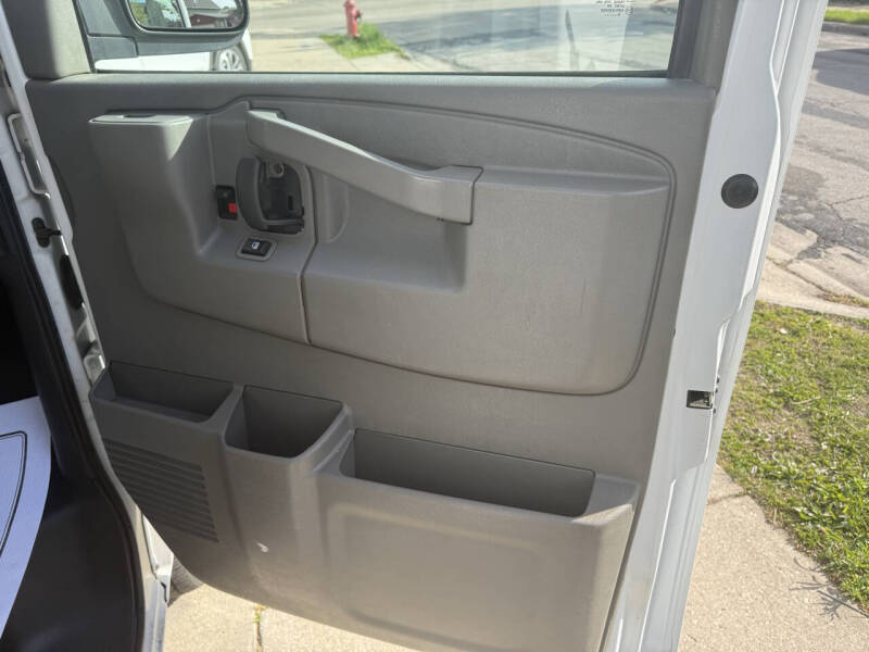 2020 Chevrolet Express 2500