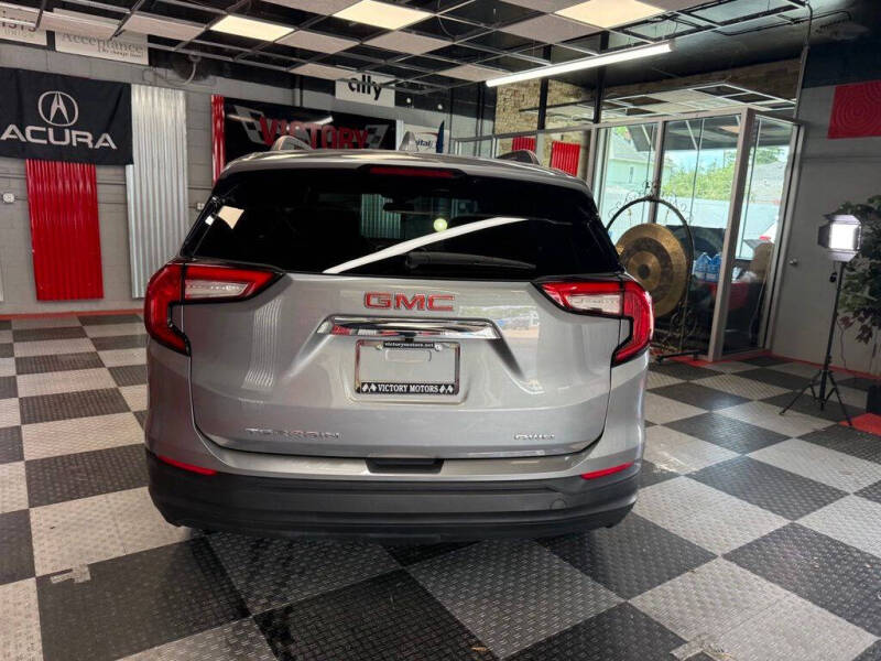 2023 GMC Terrain SLE