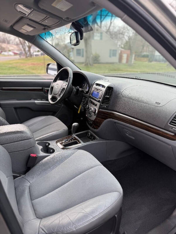 2011 Hyundai Santa Fe SE