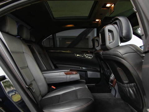 2011 Mercedes-Benz S-Class S 63 AMG
