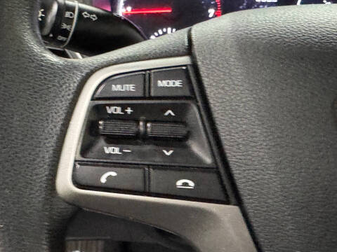 2020 Hyundai Accent SE